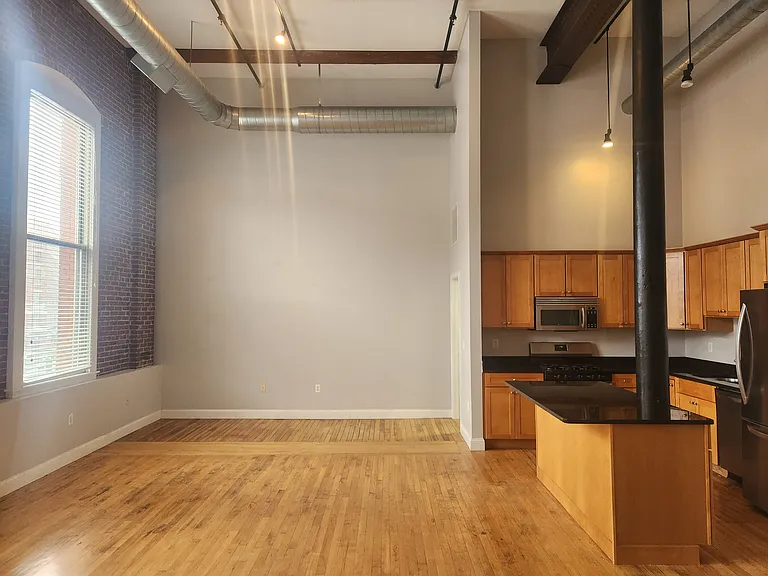 10 Kearney Sq #305 — Photo 4