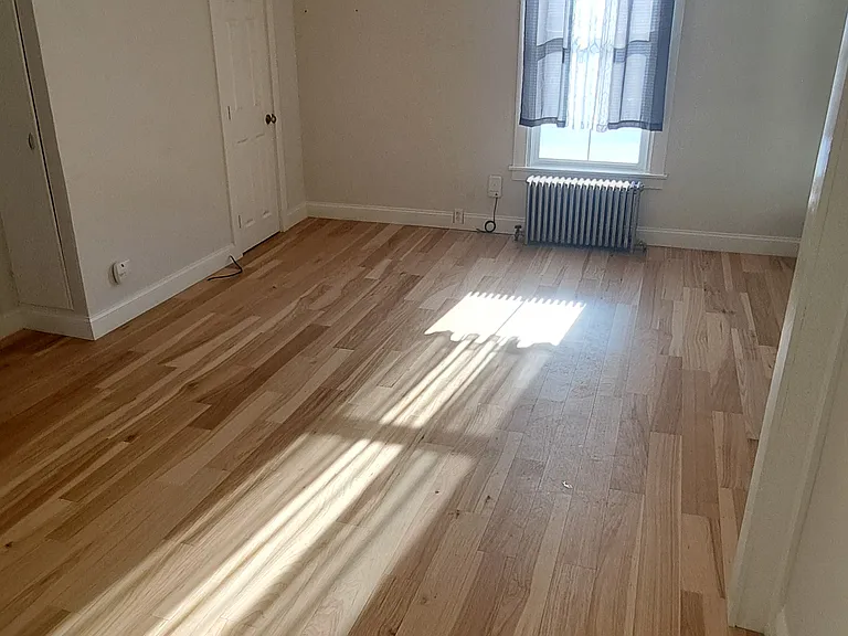 360 Elm St #1 — Photo 10