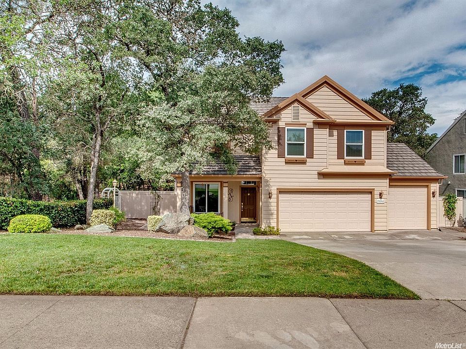 1st image of 3596 Falkirk Way