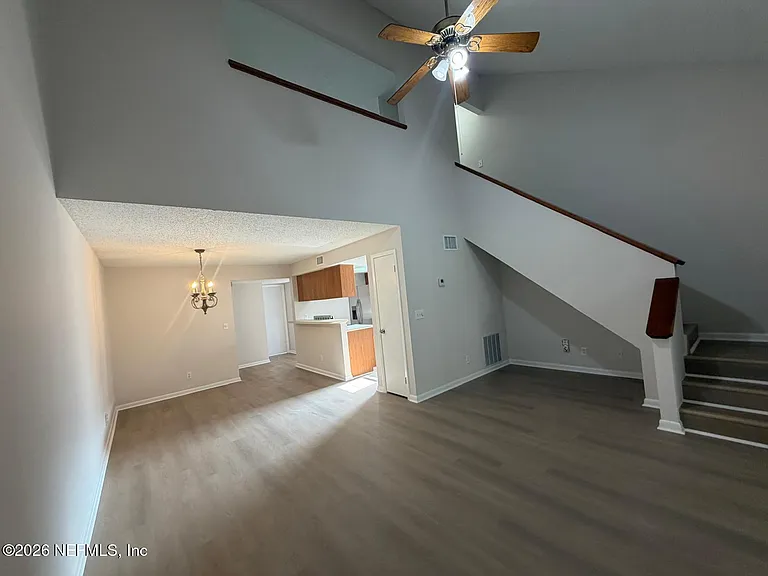 5557 Greatpine Ln S — Photo 6