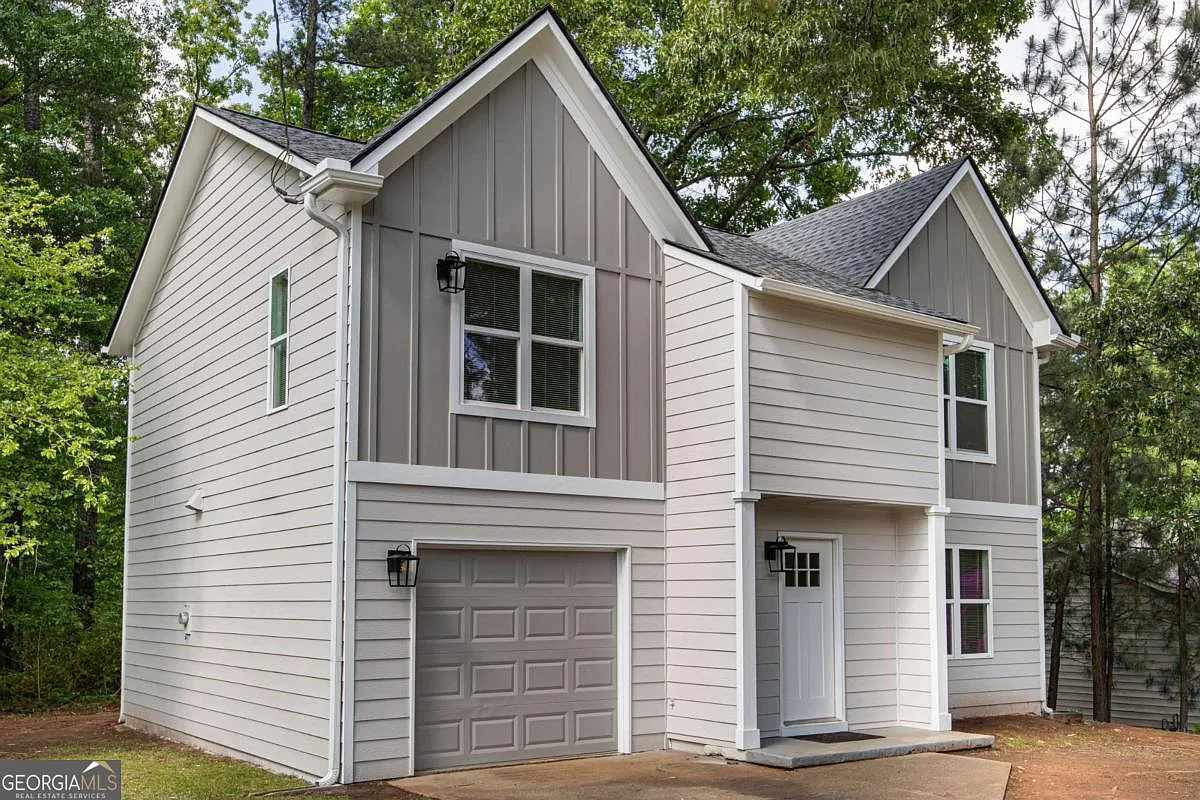 3 bed, 2.5 bath, 1564 sqft, $1,850 — Photo 2