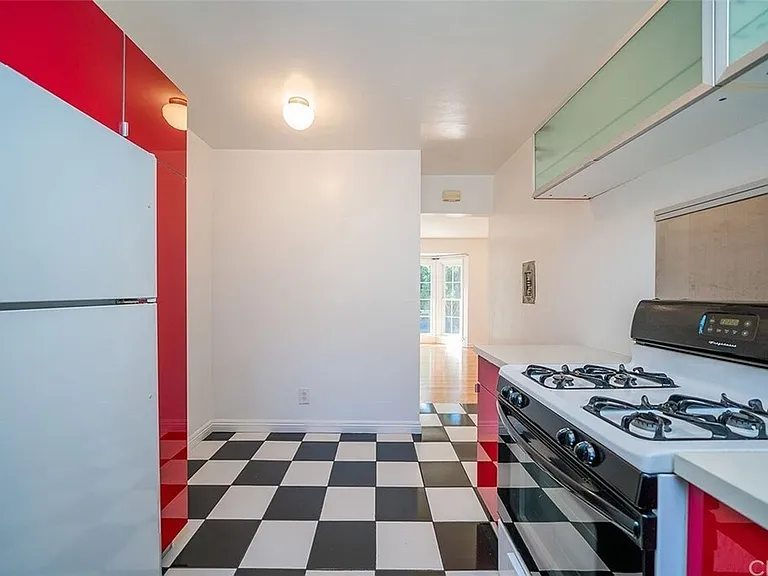 102 Lime Ave #9 — Photo 10