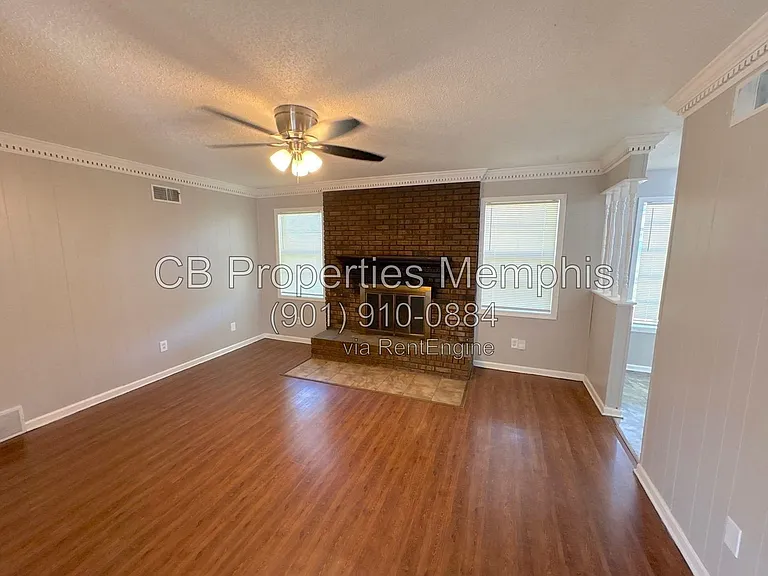 4316 Springwind Rd — Photo 8