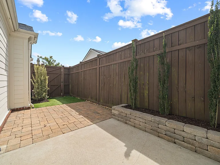 5103 Donovan St — Photo 41