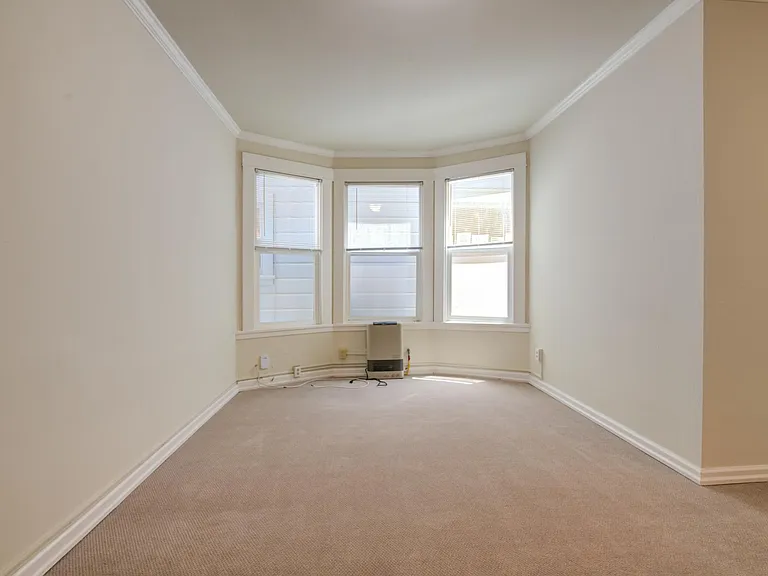 1350 Washington Street — Photo 19