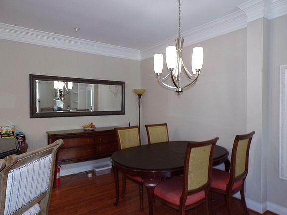 5th image of 5066 Kilburn St