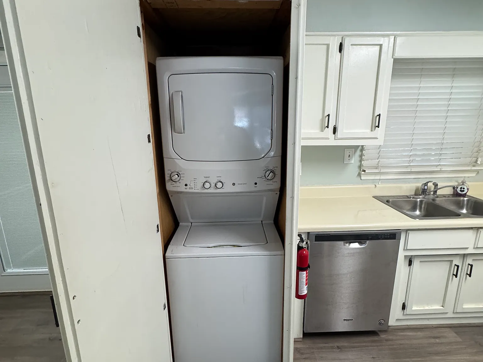 2 bed, 1092 sqft, $1,350 — Photo 2
