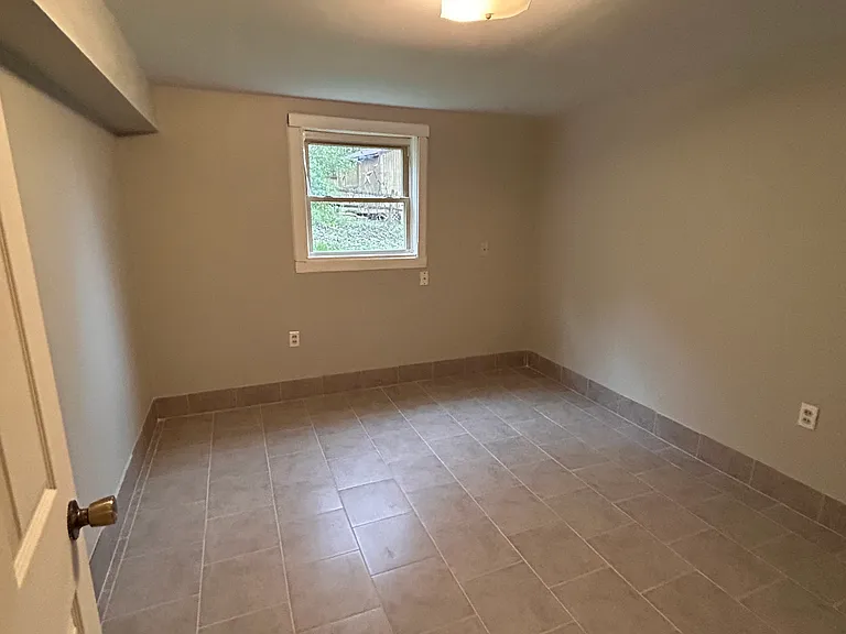 104 Lilac Dr #B — Photo 7