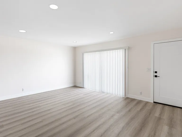 Seaview Terrace Apartment Homes — Photo 6