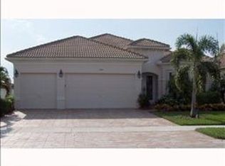 1366 Beacon Cir, Wellington, FL 33414