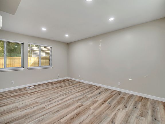 3rd image of 1317 E Brookshire Dr #2