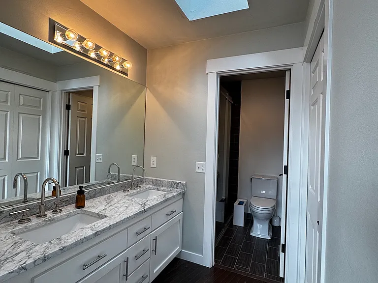 615 Federal Ave E #B — Photo 8