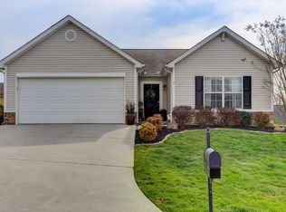 6520 Airtree Ln, Knoxville, TN 37931