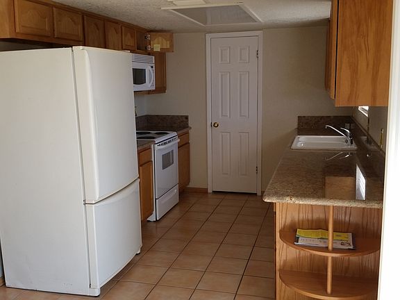 5th image of 3472 Jamaica Blvd N
