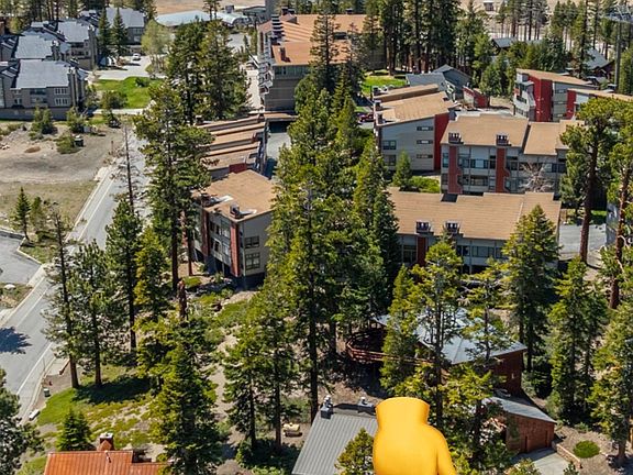 2nd image of 55 Top Of The Slopes Dr