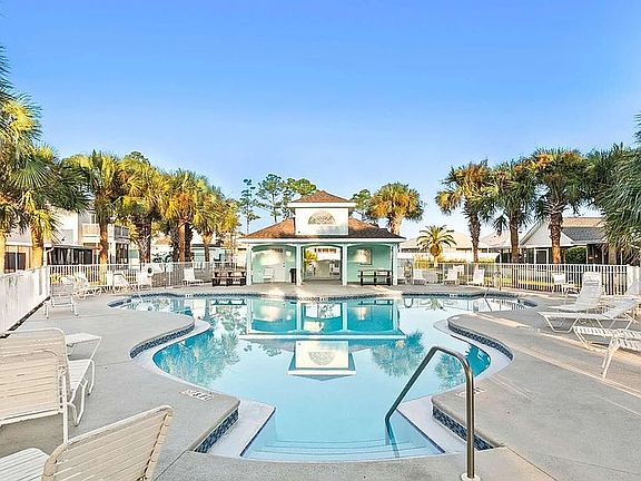 5th image of 207 Emerald Coast Club Blvd