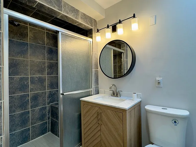 709 Scott St — Photo 21