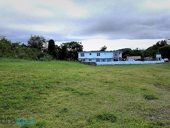 2nd image of Carr 2 Km 111.3 Bo Arenales Bajos Solar #B
