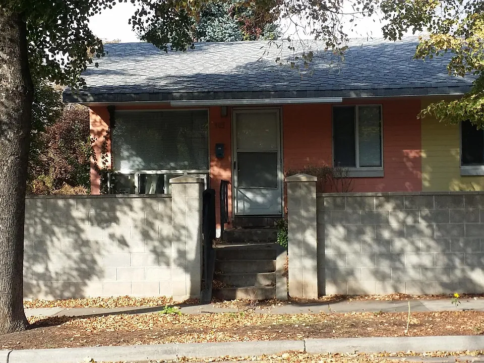 903 E Laird Ave