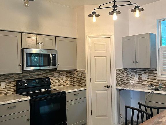 3rd image of 12526 ASH HARBOR Drive