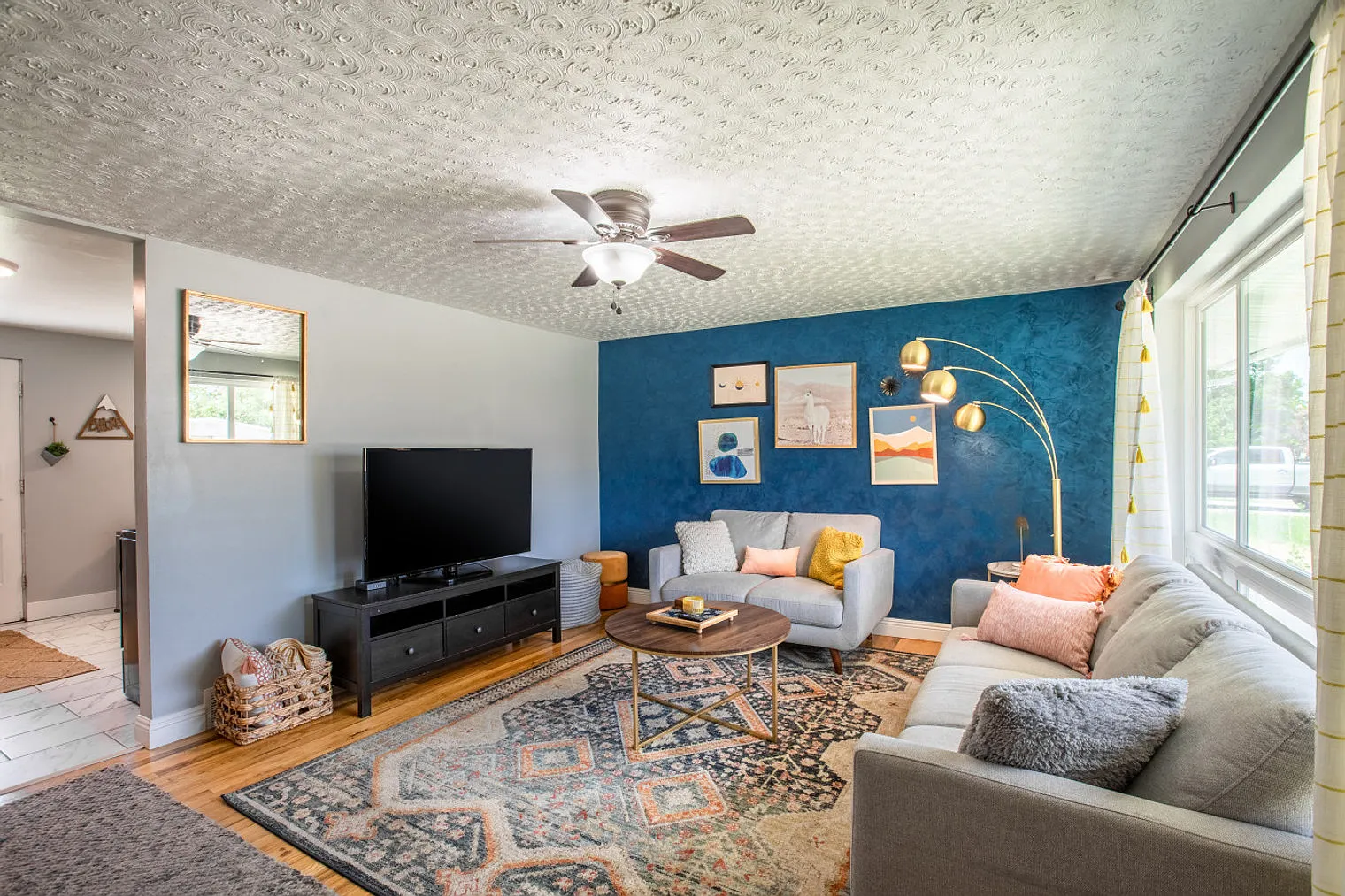 4 bed, 2.0 bath, 1797 sqft, $3,455 — Photo 2
