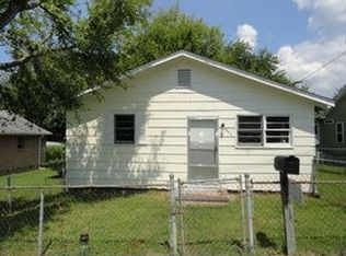 808 Ray St, Thomasville, NC 27360