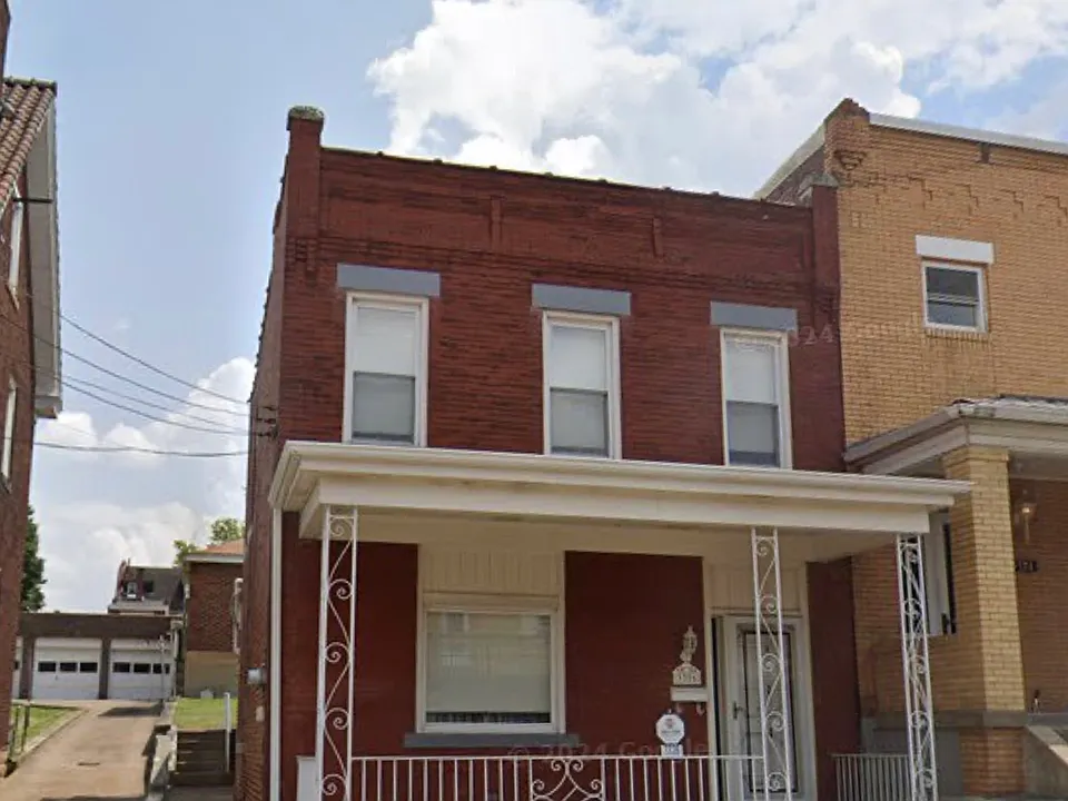 3326 Ward St
