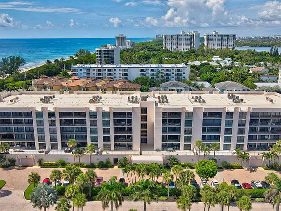 2nd image of 2667 N Ocean Boulevard # 4050