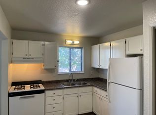 1213 11th St APT D, Eureka, CA 95501