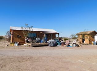 28531 Ron Dee Ct, Bouse, AZ 85325