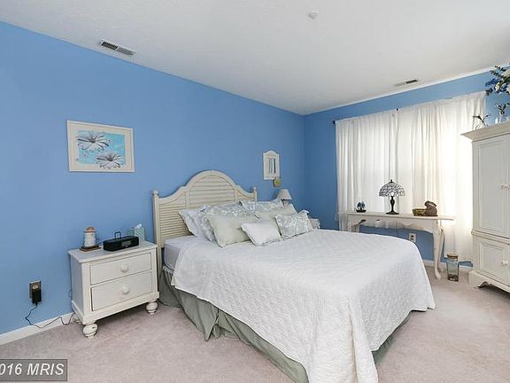 5th image of 1708 Landmark Dr APT K