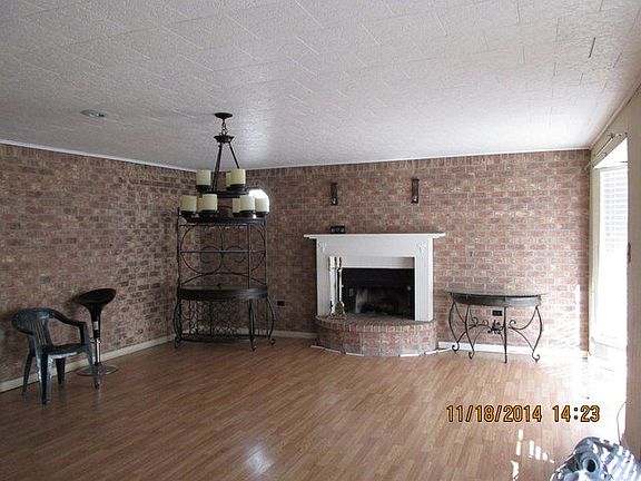 2nd image of 403 Westview Dr