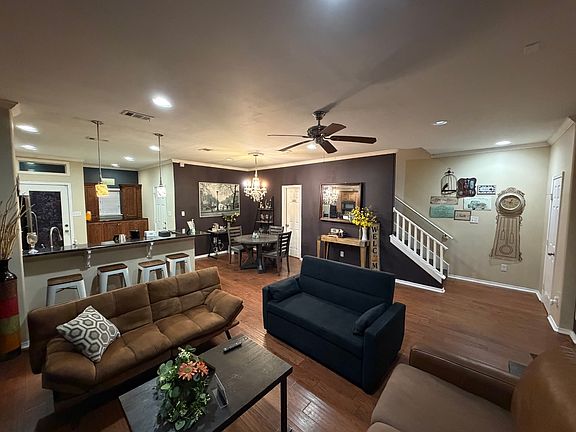 3rd image of 5402 Bexar St