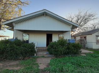 612 E Bryan Ave, Electra, TX 76360