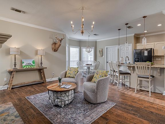 5th image of 130 Lasalle Cir