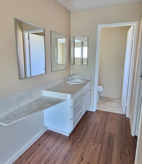 1121 Swallow Ln — Photo 21
