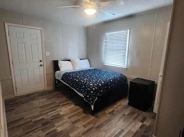(undisclosed Address), Charlotte, NC 28215