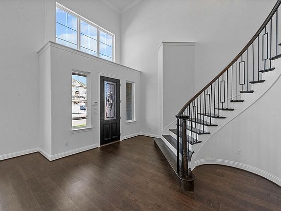 2nd image of 4513 Falls Dr