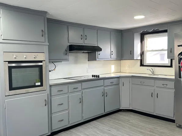 8 Willie St Floor 2, Haledon, NJ 07508