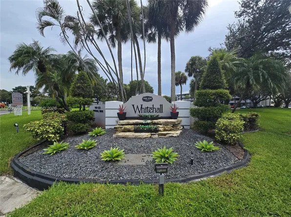 1526 Whitehall Dr APT 304, Davie, FL 33324