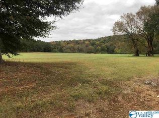 4 Carlton Rd, Scottsboro, AL 35769