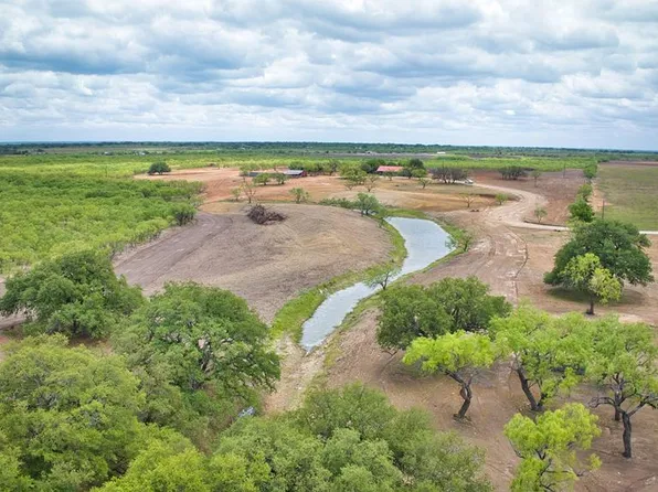 140 Private Road 881, Rochelle, TX 76872