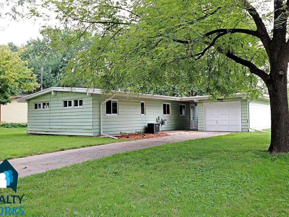 1st image of 741 Eastborough Ln