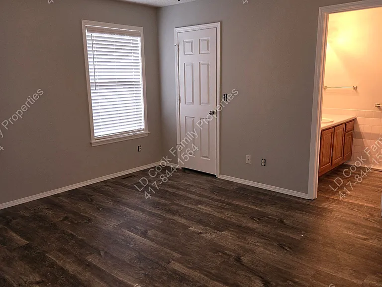 113 Pine Hill Ct — Photo 6