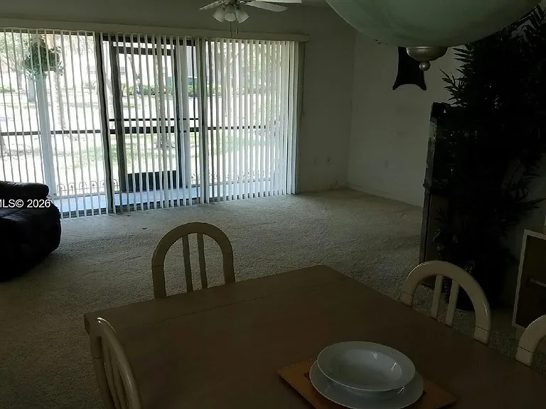 550 SW 137th Ave #101L — Photo 10