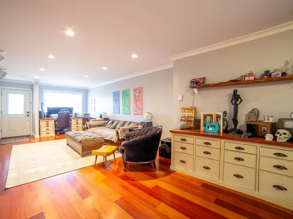 5346 Hazel Ct, Delta, BC V4K 4G9