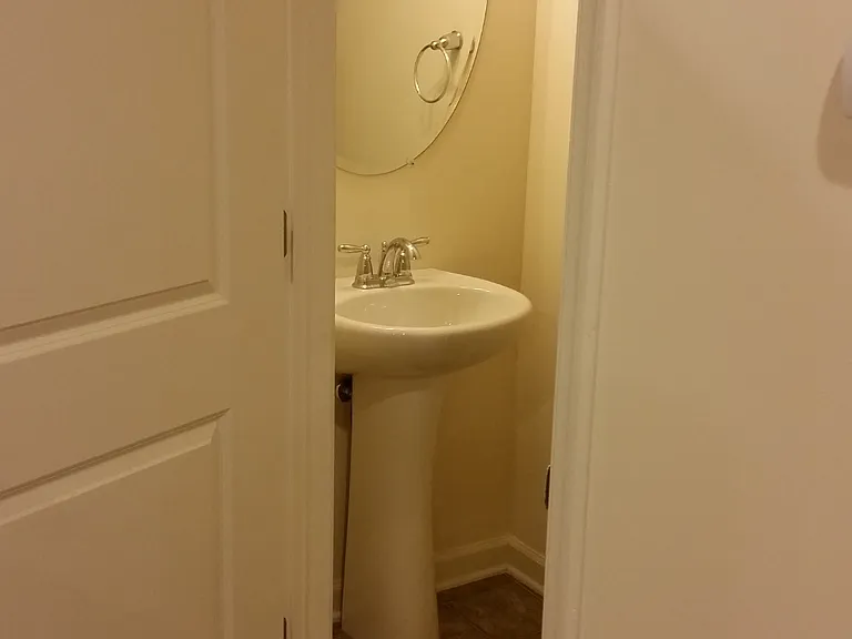 135 Mercer Ct — Photo 9