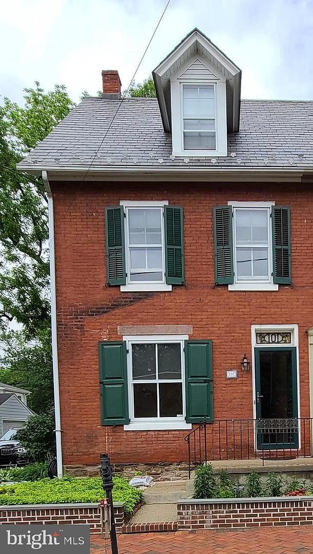 101 Penn St, Newtown, PA 18940 Zillow