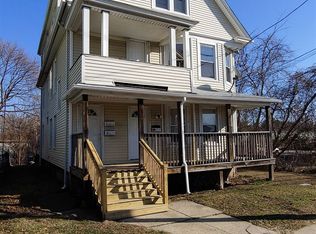 376 Bishop Ave, Bridgeport, CT 06610