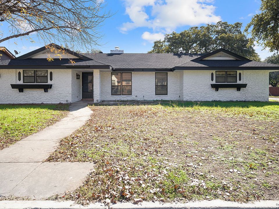 1st image of 702 Fawndale